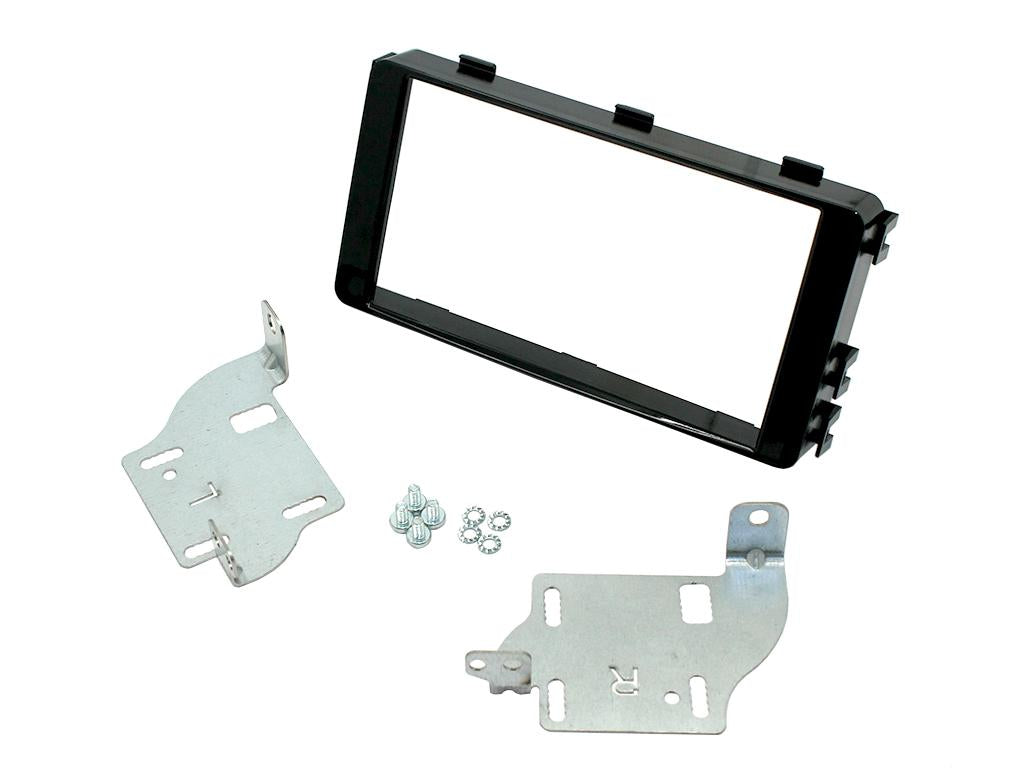 Connects2 CT23MT16 - Double DIN Fascia For Mitsubishi Outlander/L200 (Gloss Black)