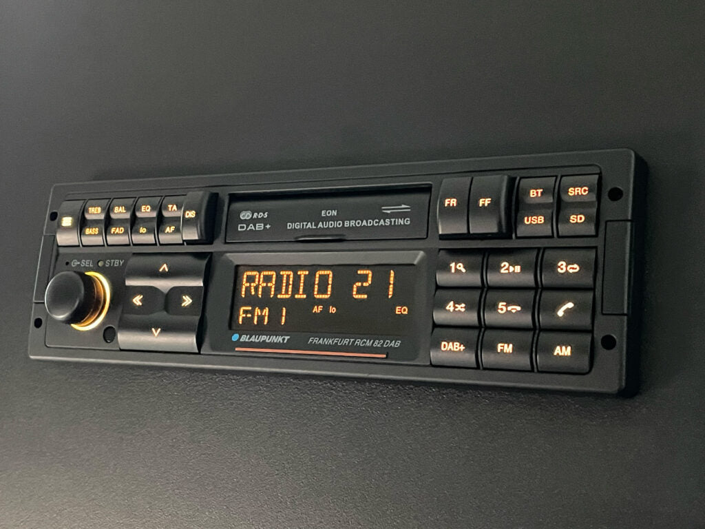 Blaupunkt Frankfurt RCM 82 DAB Retro Classic Car Stereo Bluetooth USB SD AUX
