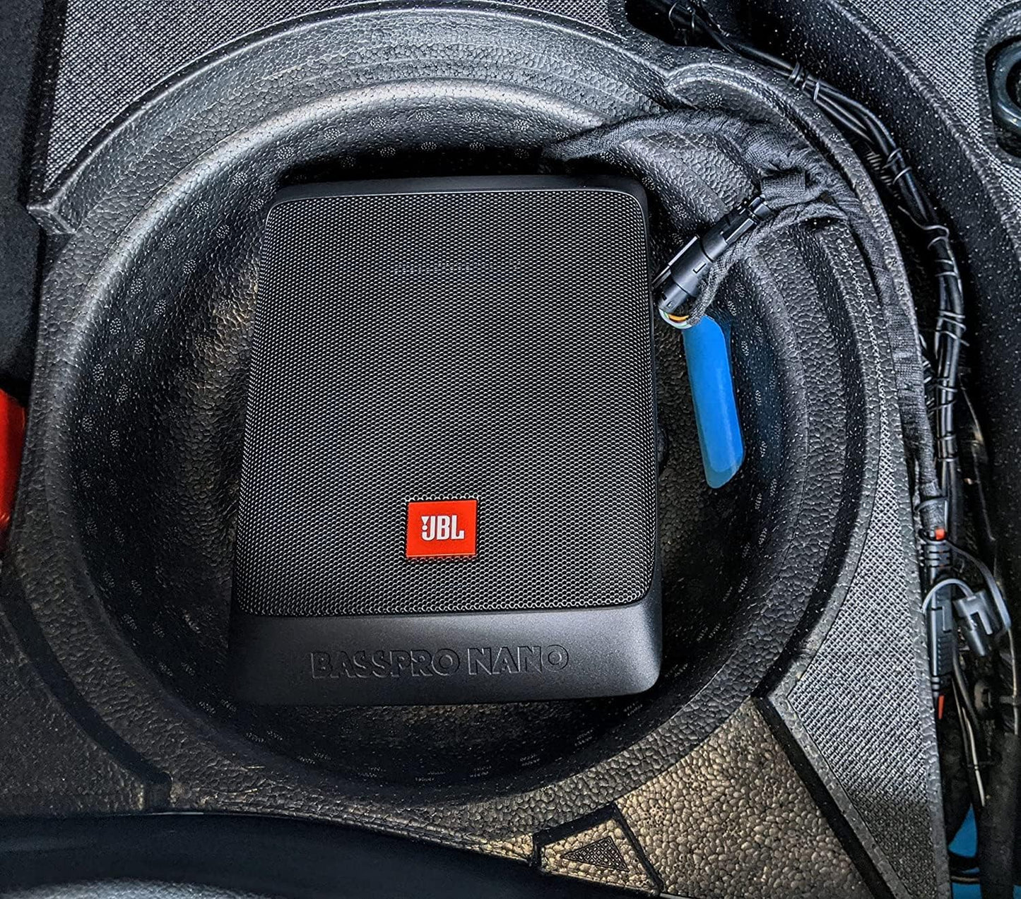 JBL BassPro Nano